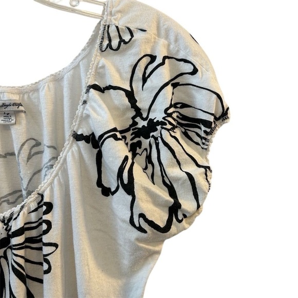 American Eagle Women's Floral Blouse Size L black and white - Picture 4 of 8